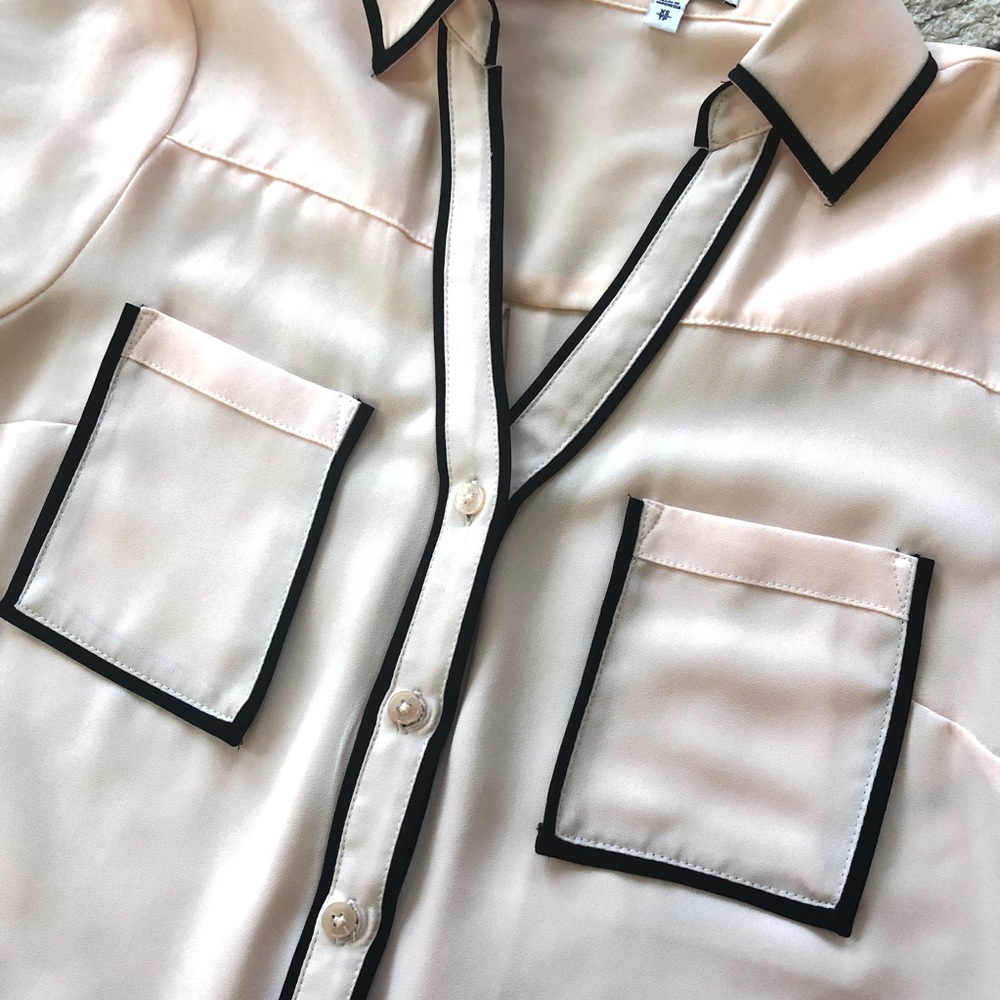 Express button down blouse - Picture 3 of 9